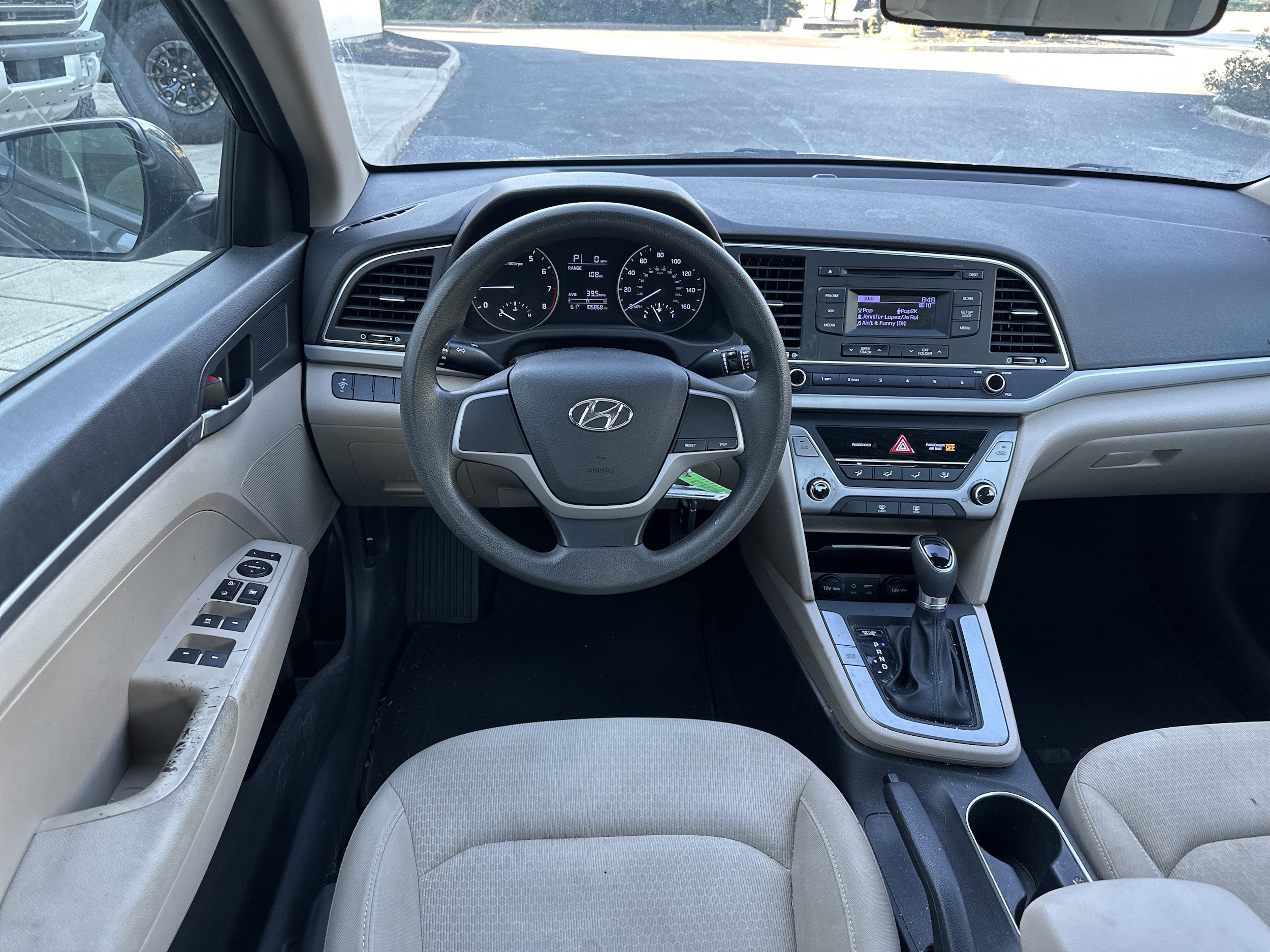 2017 Hyundai Elantra SE photo 2