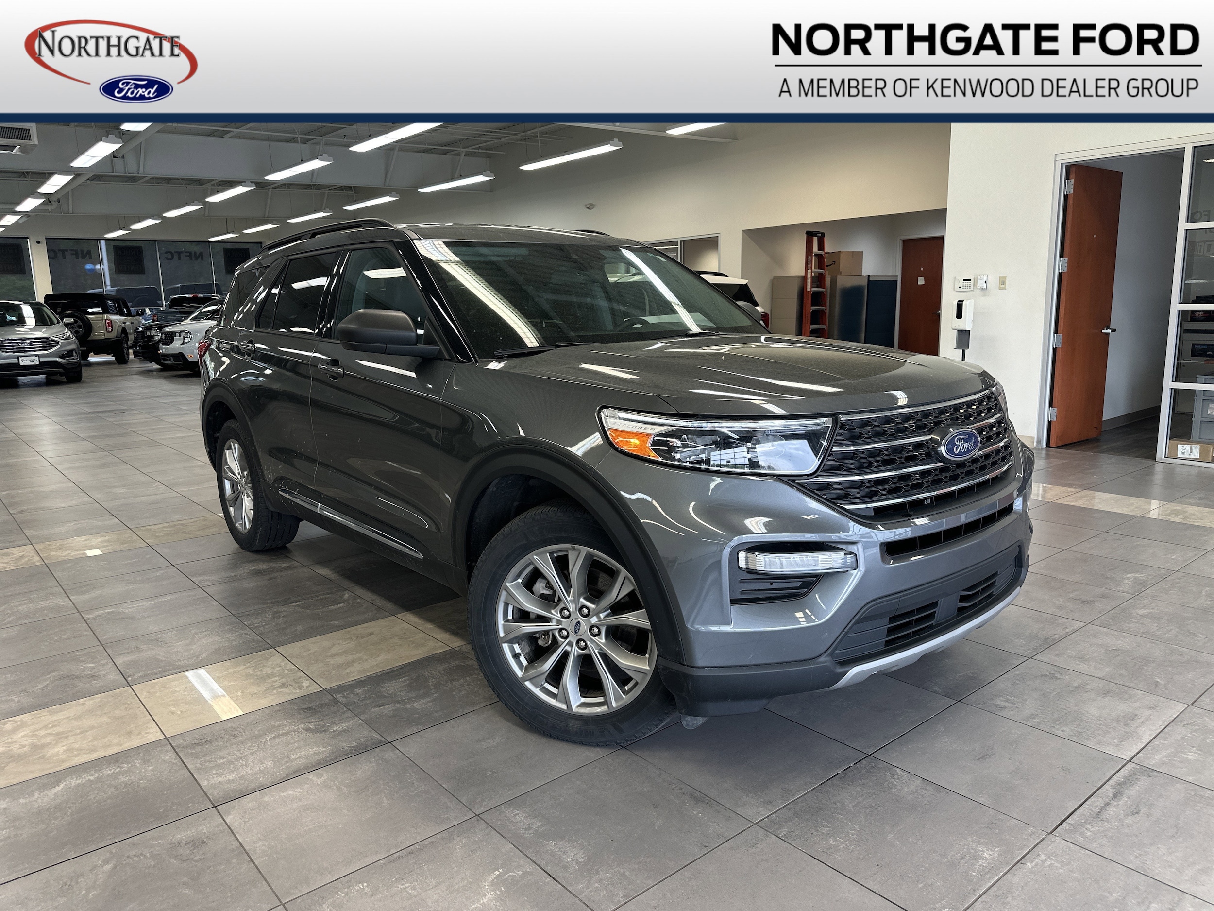 2023 Ford Explorer XLT