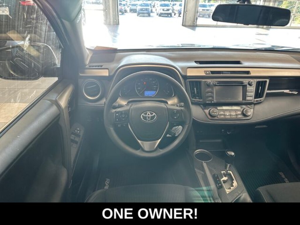 Used 2014 Toyota RAV4 XLE SUV