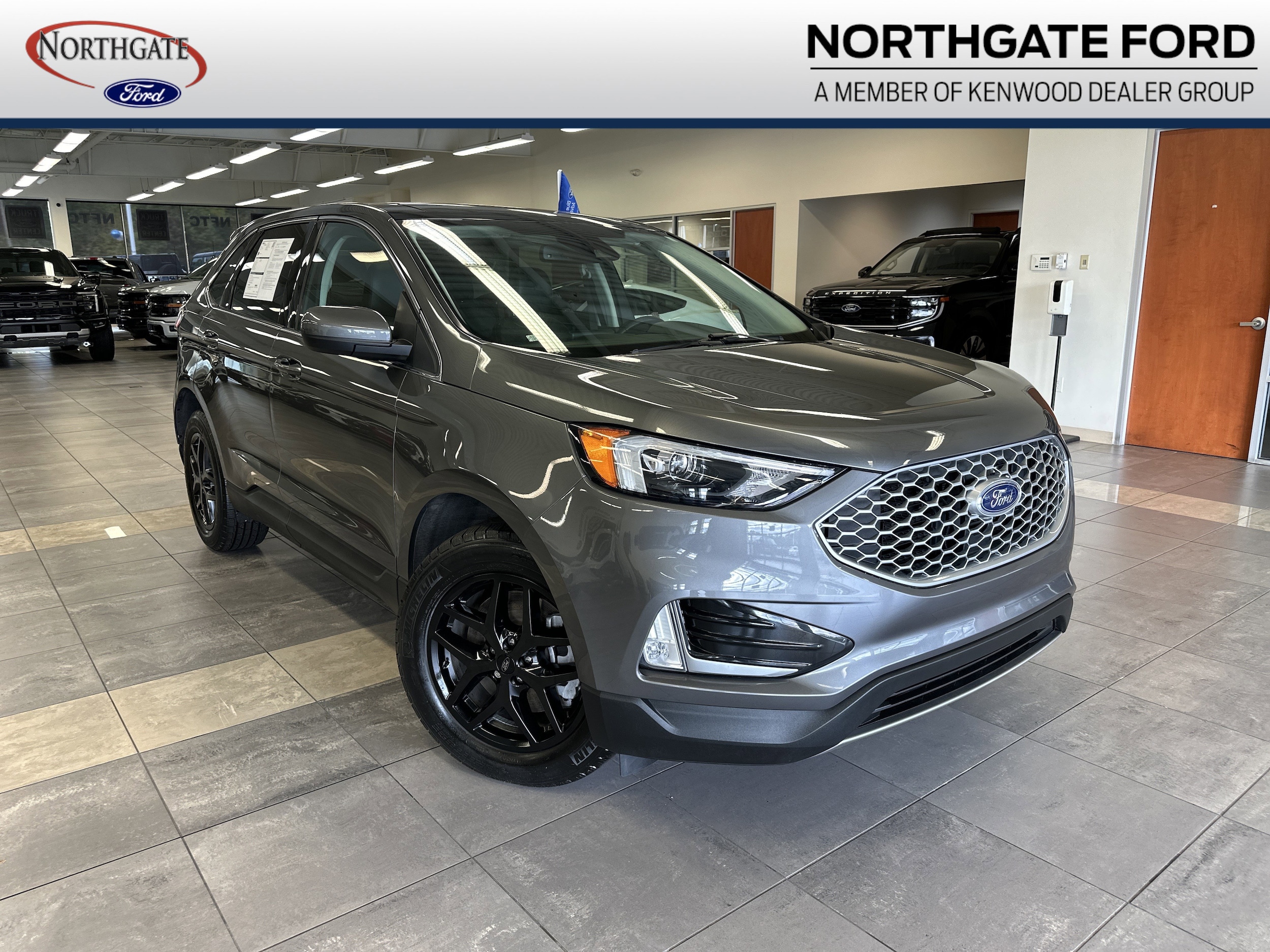 2023 Ford Edge