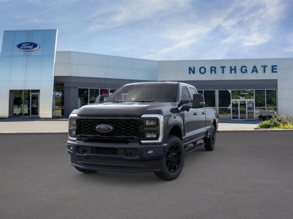 New 2026 Ford F-350SD XLT Truck Crew Cab