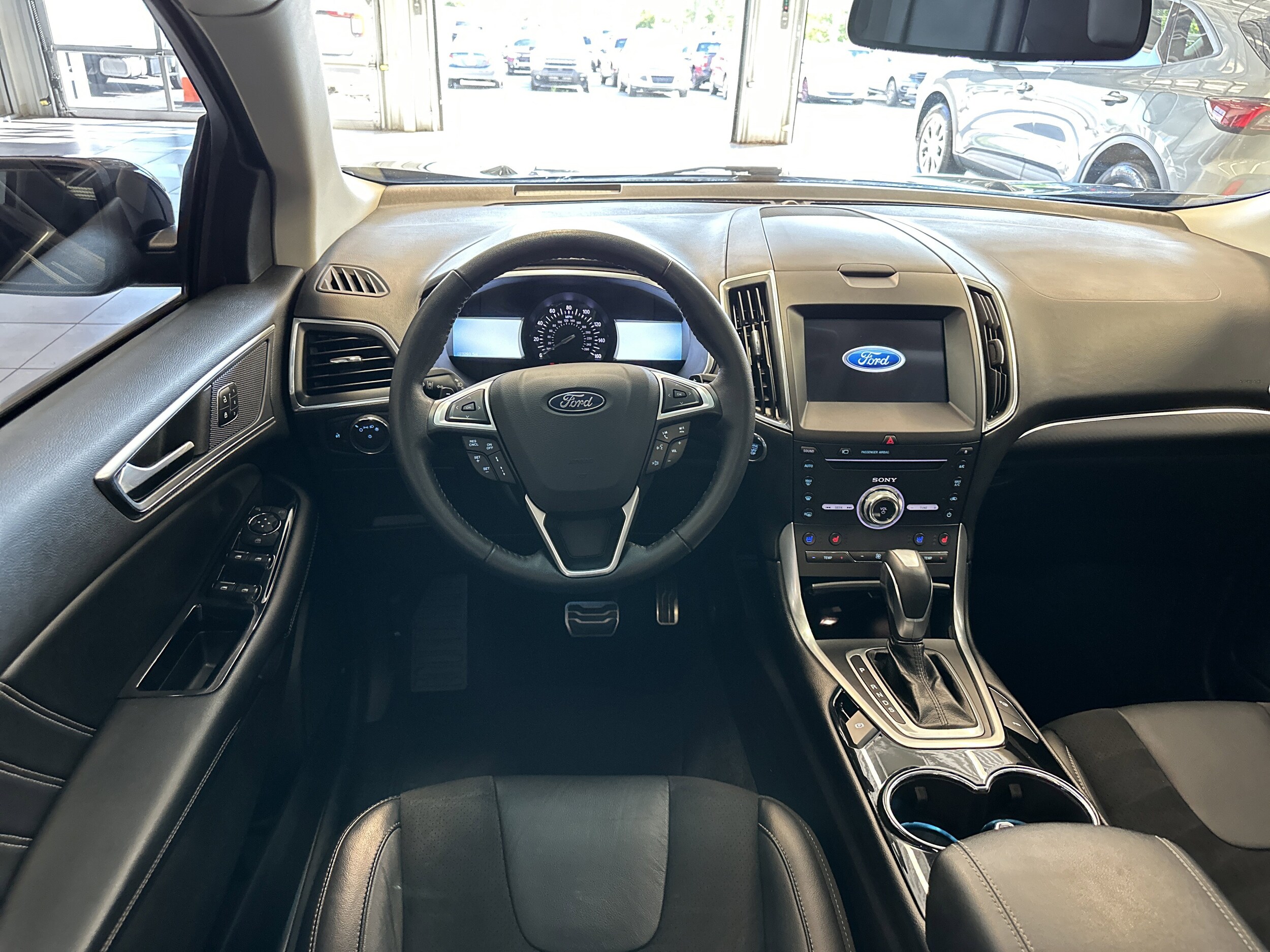 2018 Ford Edge Sport photo 2