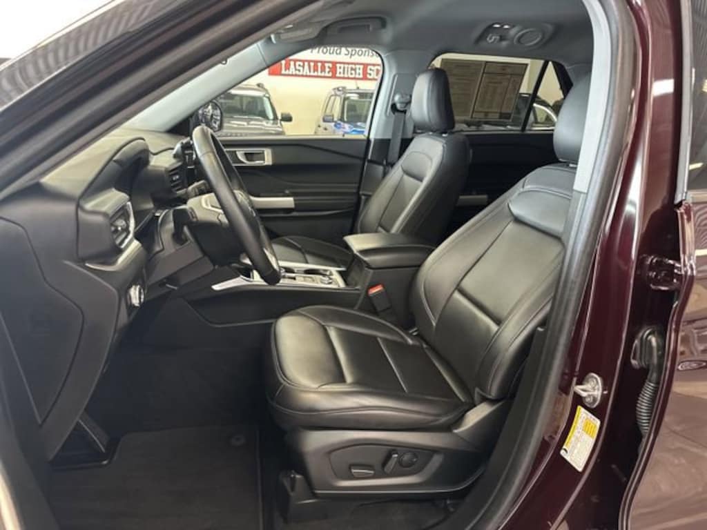 Used 2023 Ford Explorer XLT SUV