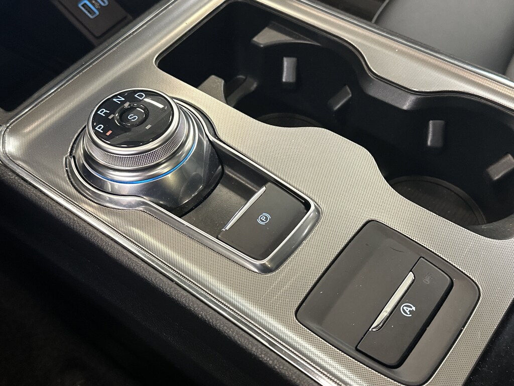 Used 2022 Ford Edge SEL SUV