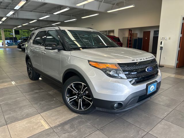 2015 Ford Explorer Sport 4x4's photo
