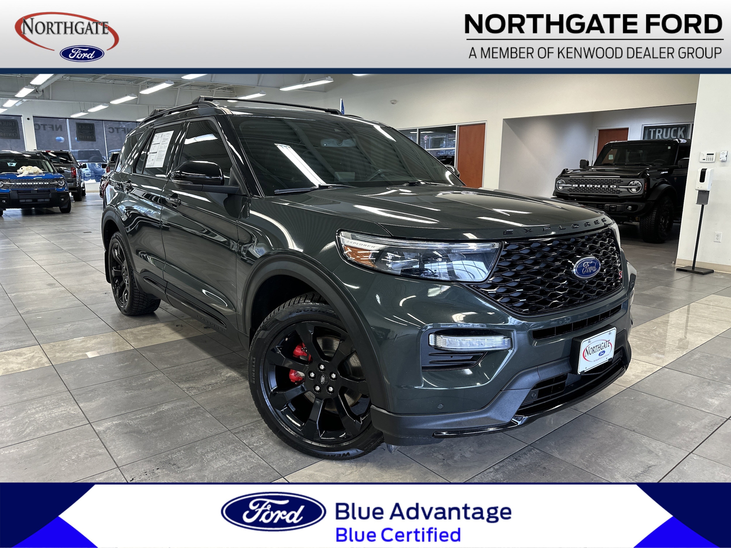 2023 Ford Explorer SUV 