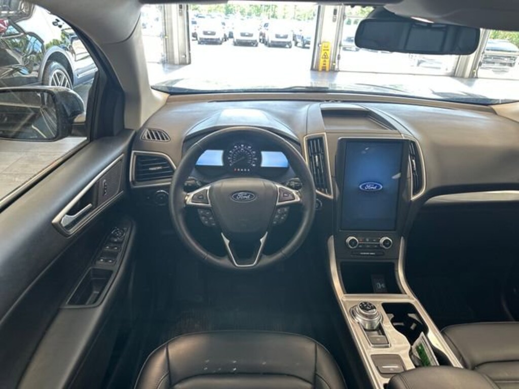 Used 2024 Ford Edge SEL SUV