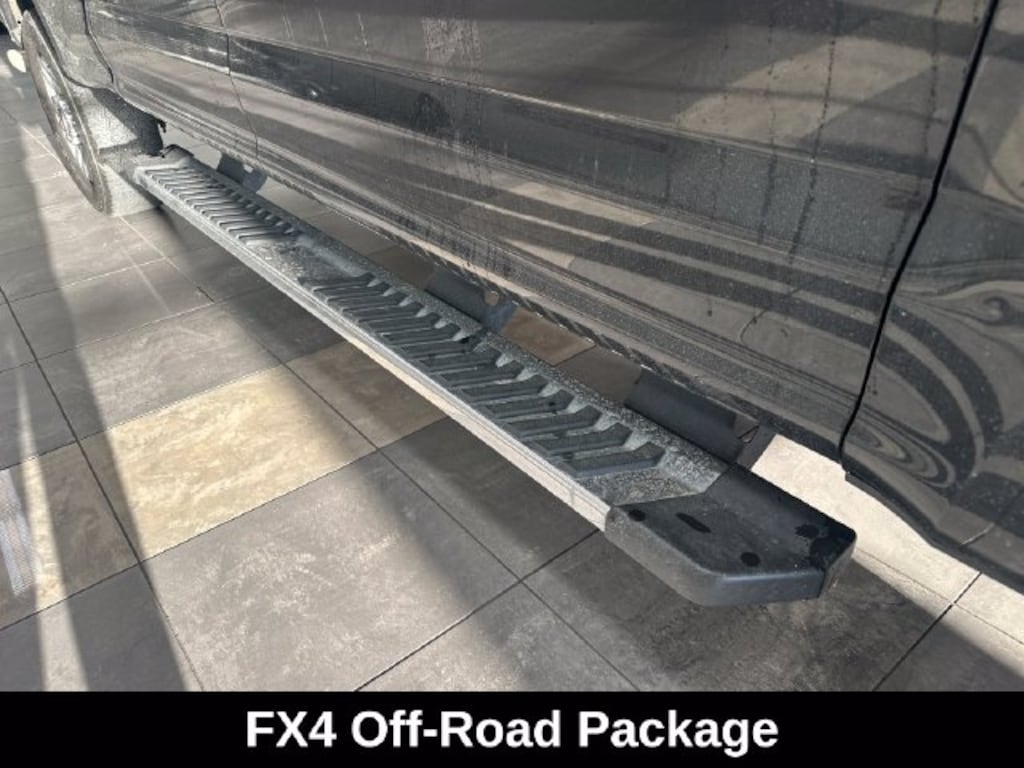 Used 2019 Ford F-250SD XLT Truck Crew Cab