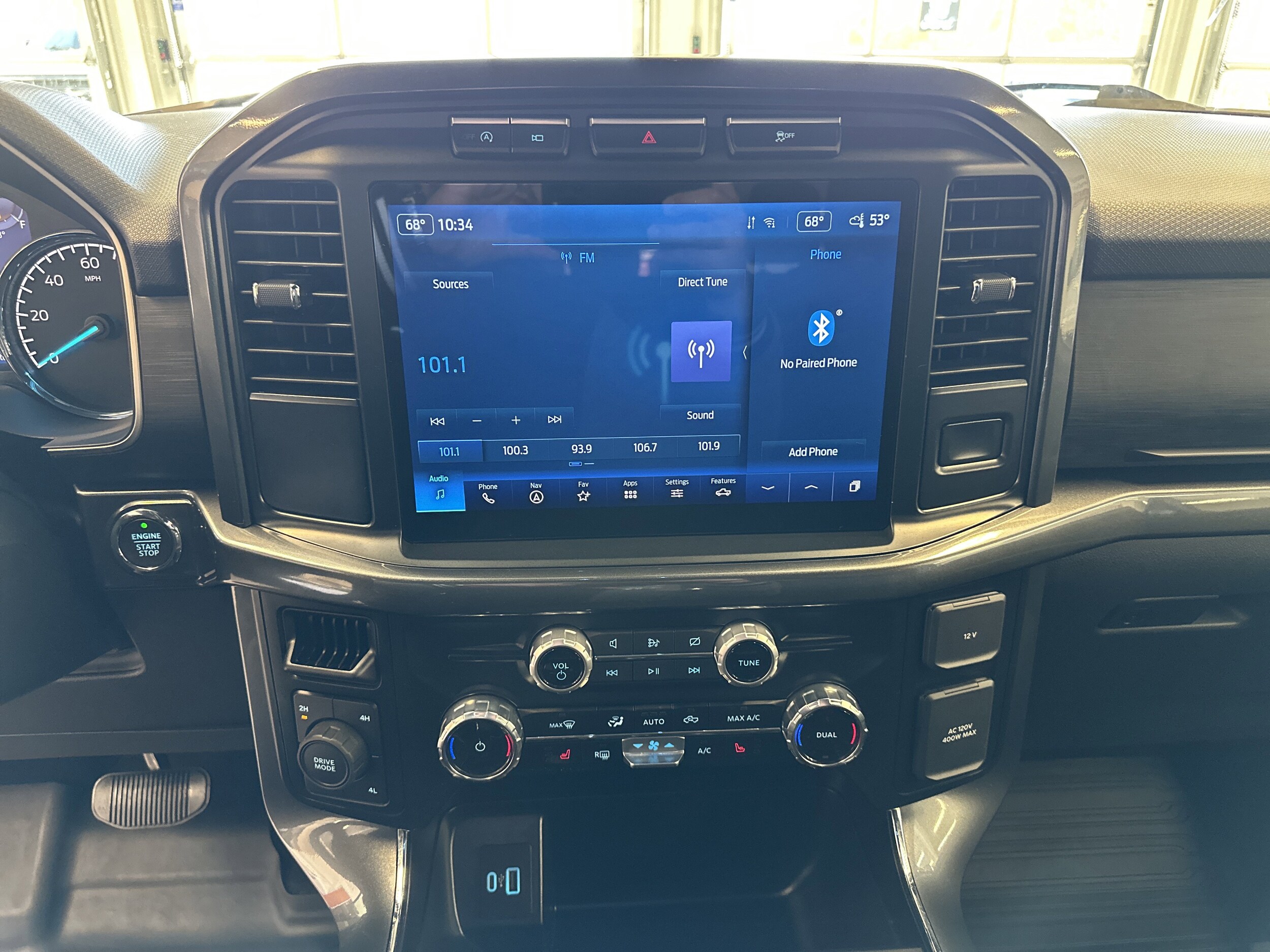 2023 Ford F-150 XLT photo 3