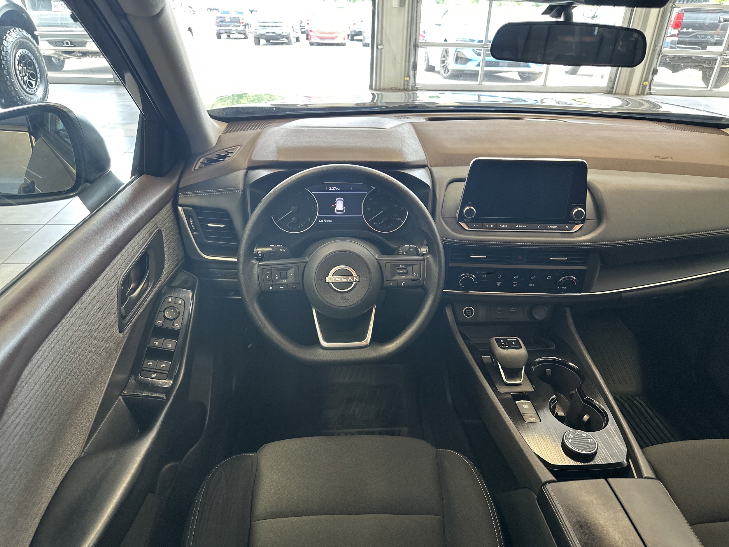 2023 Nissan Rogue S photo 2