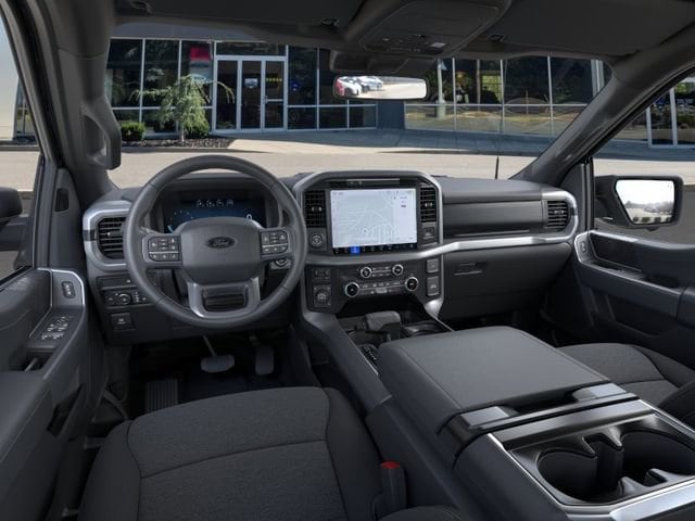 2025 Ford F-150 XLT - Photo 9