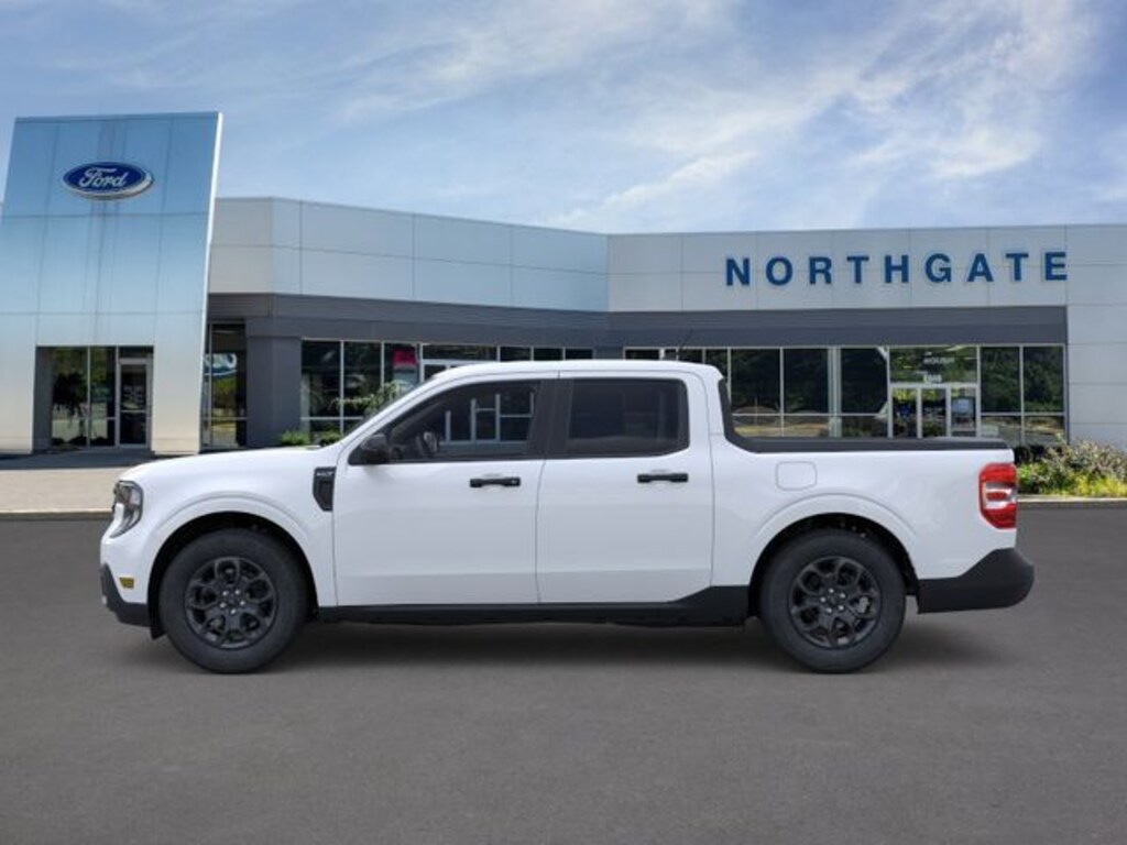 New 2026 Ford Maverick XLT Truck Crew Cab