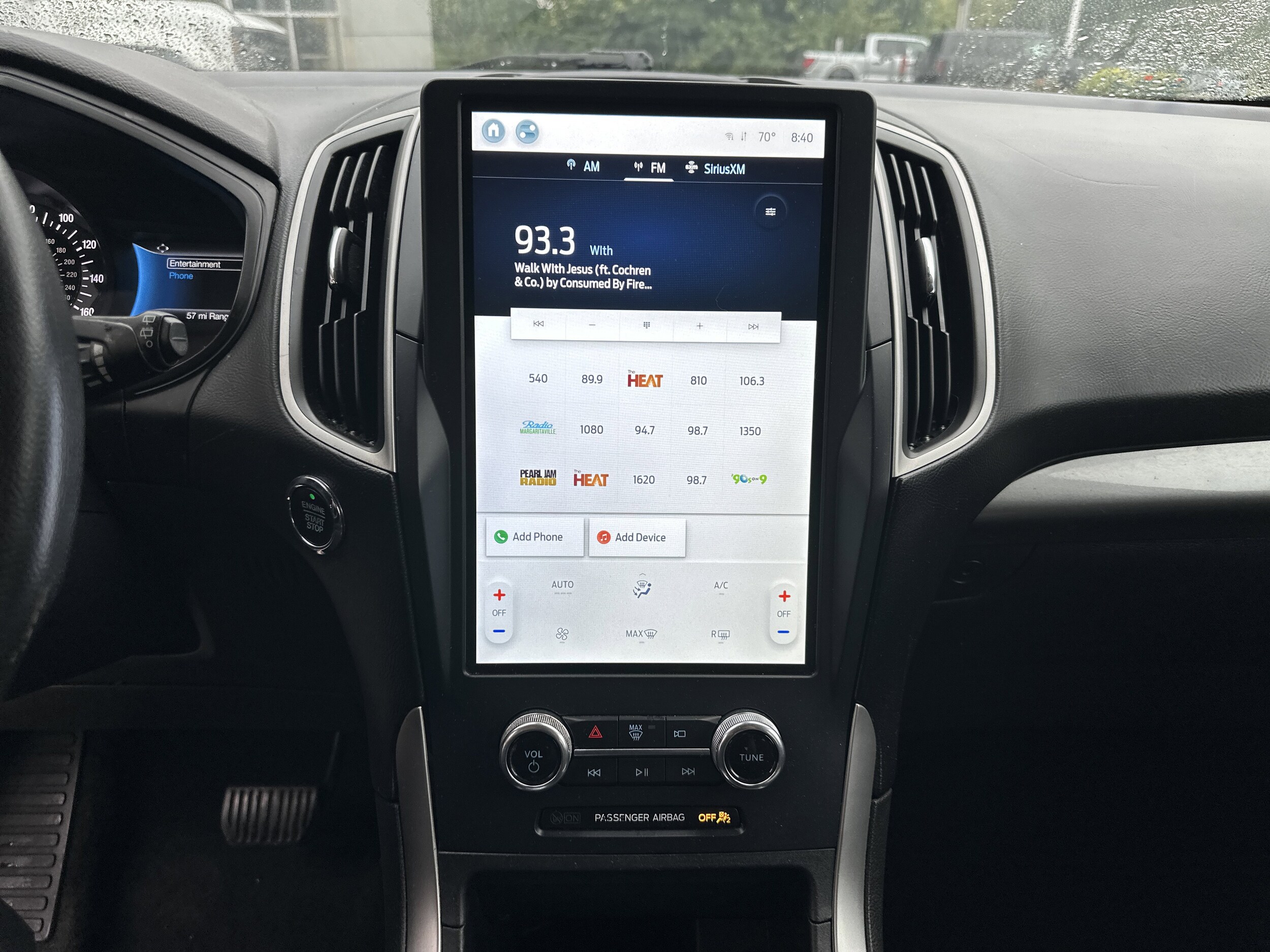 2022 Ford Edge SE photo 3