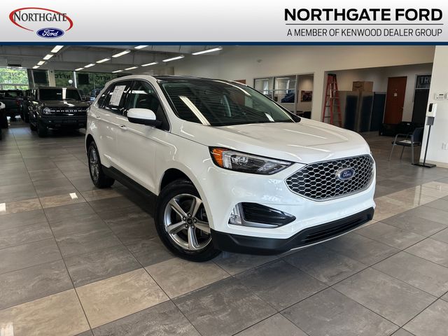 2023 Ford Edge SUV 