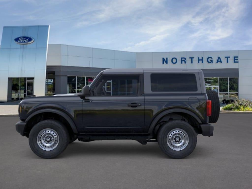 New 2026 Ford Bronco Base SUV