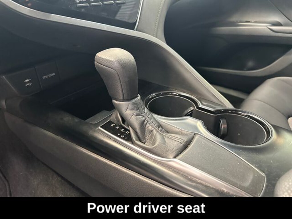Used 2018 Toyota Camry LE Sedan