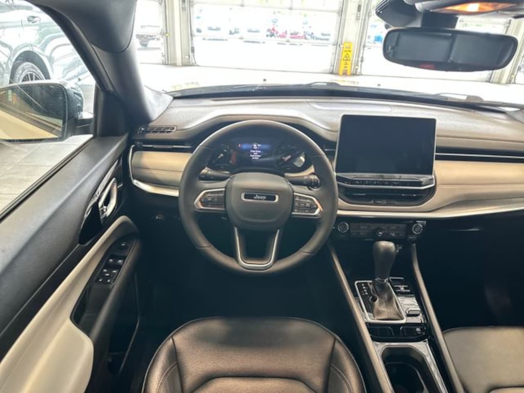 Used 2024 Jeep Compass Limited SUV