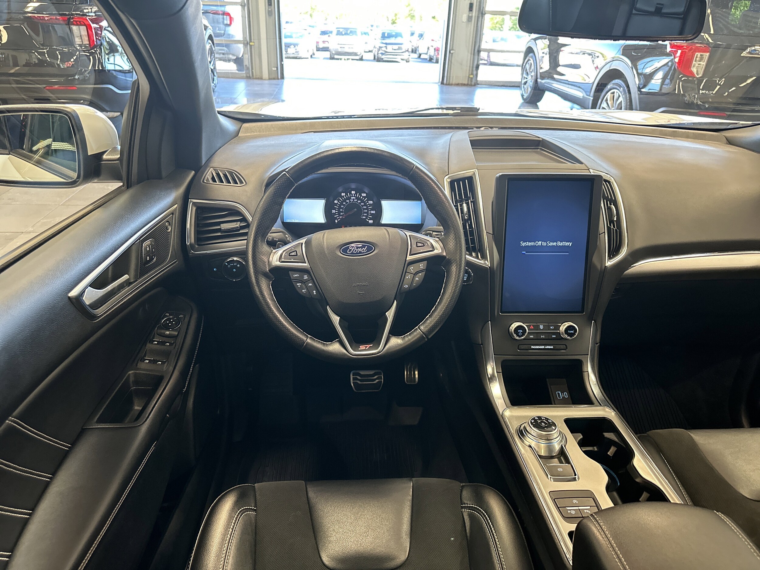 2022 Ford Edge ST photo 2