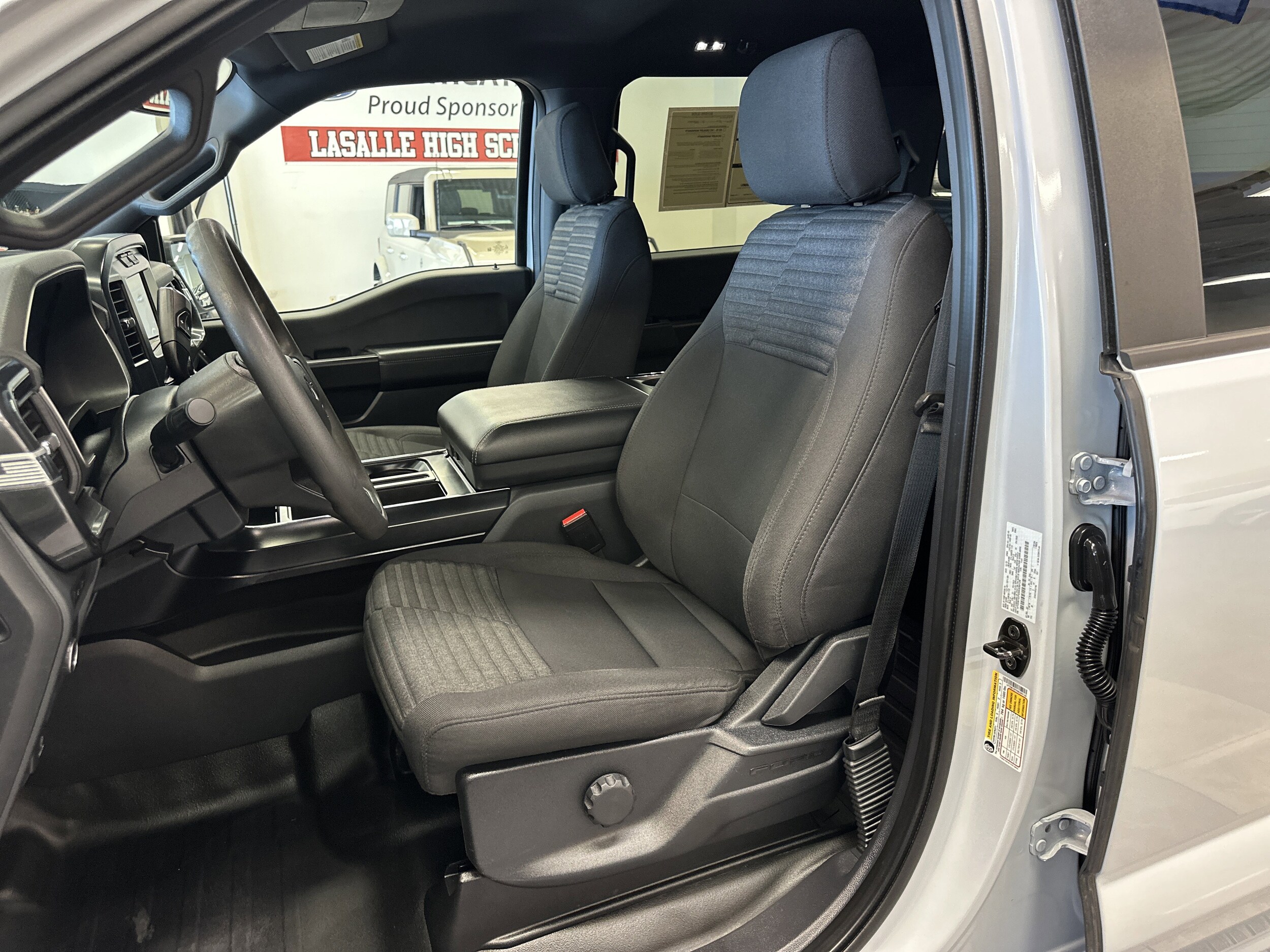 2022 Ford F-150 XL photo 4