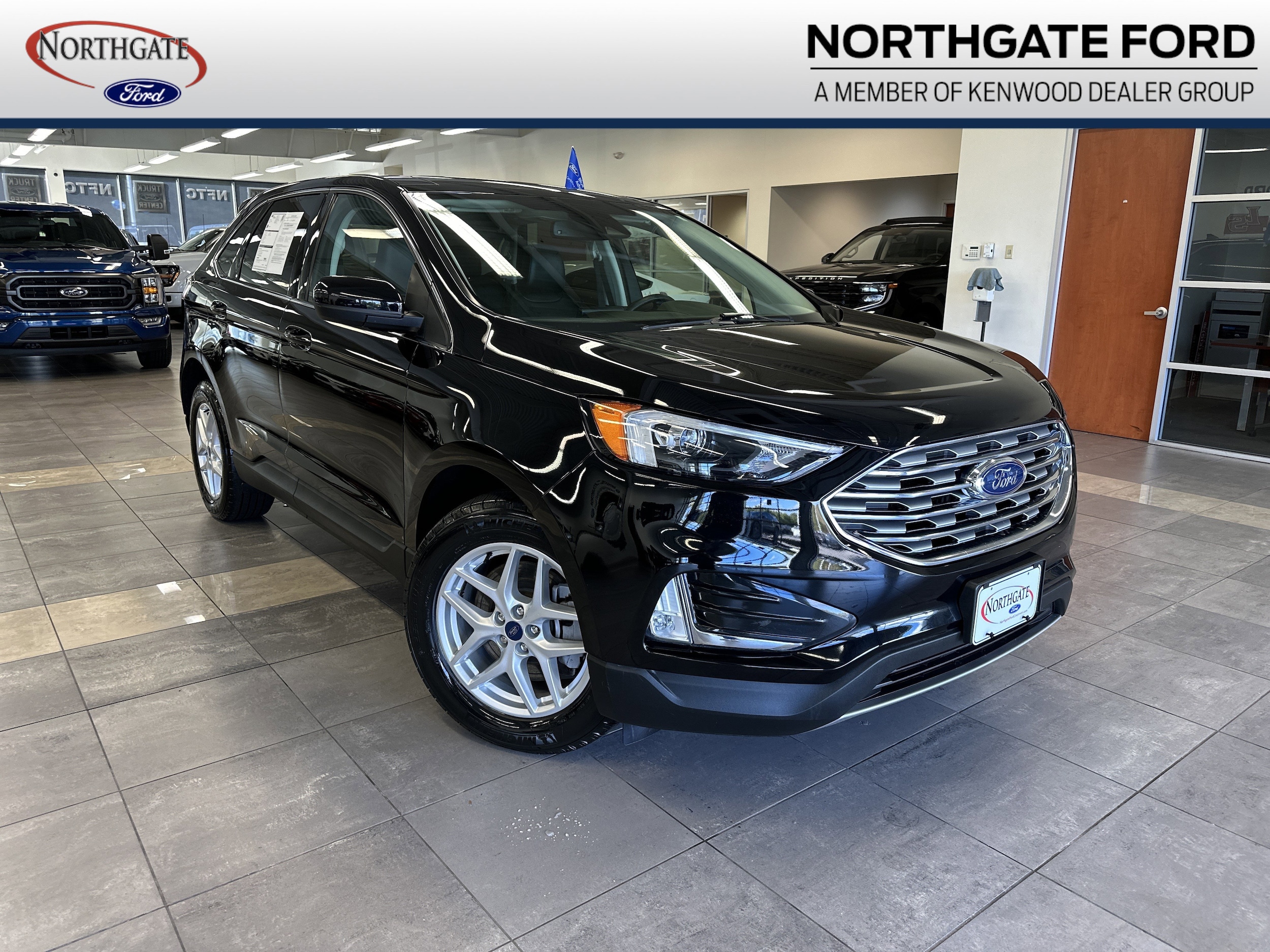 2022 Ford Edge SUV  2022 Ford Edge SUV