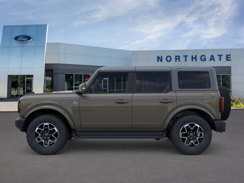 2025 Ford Bronco Outer Banks photo 4