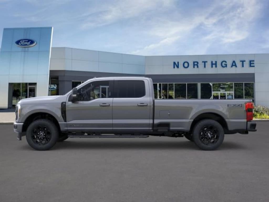 New 2026 Ford F-250SD XLT Truck Crew Cab