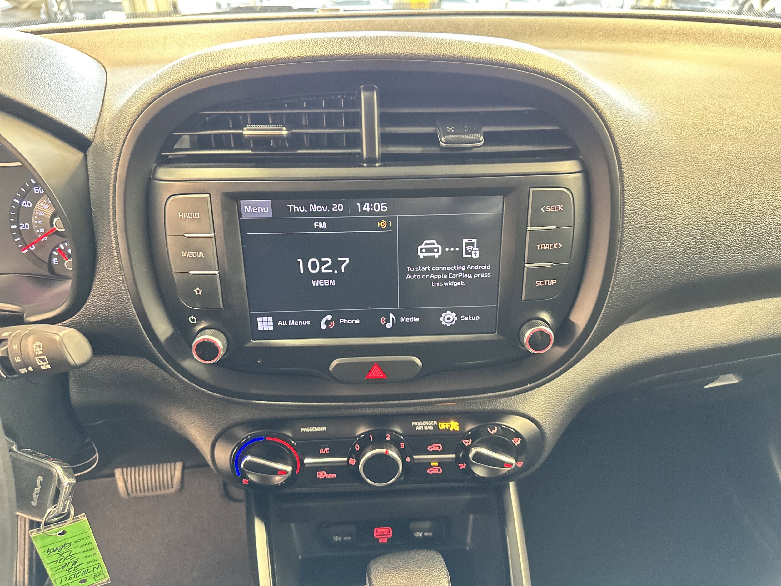 2022 Kia Soul LX photo 3