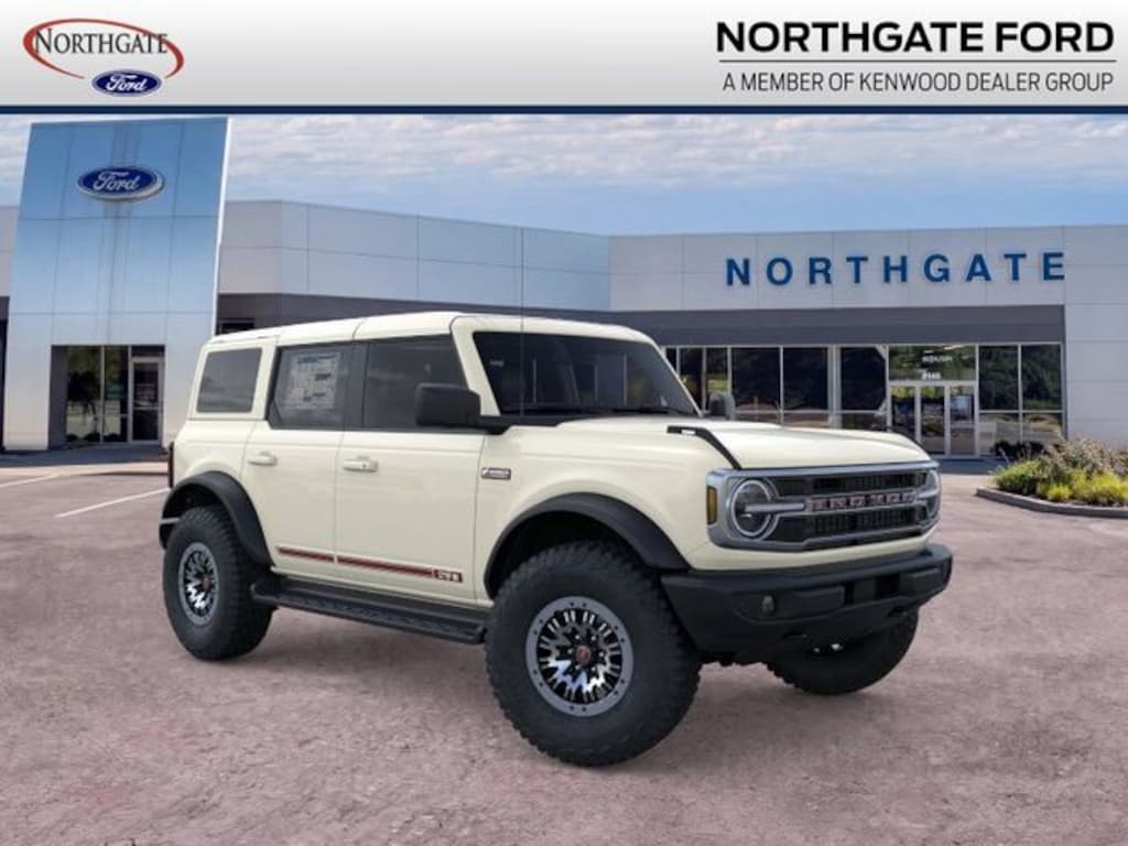 New 2026 Ford Bronco Outer Banks SUV