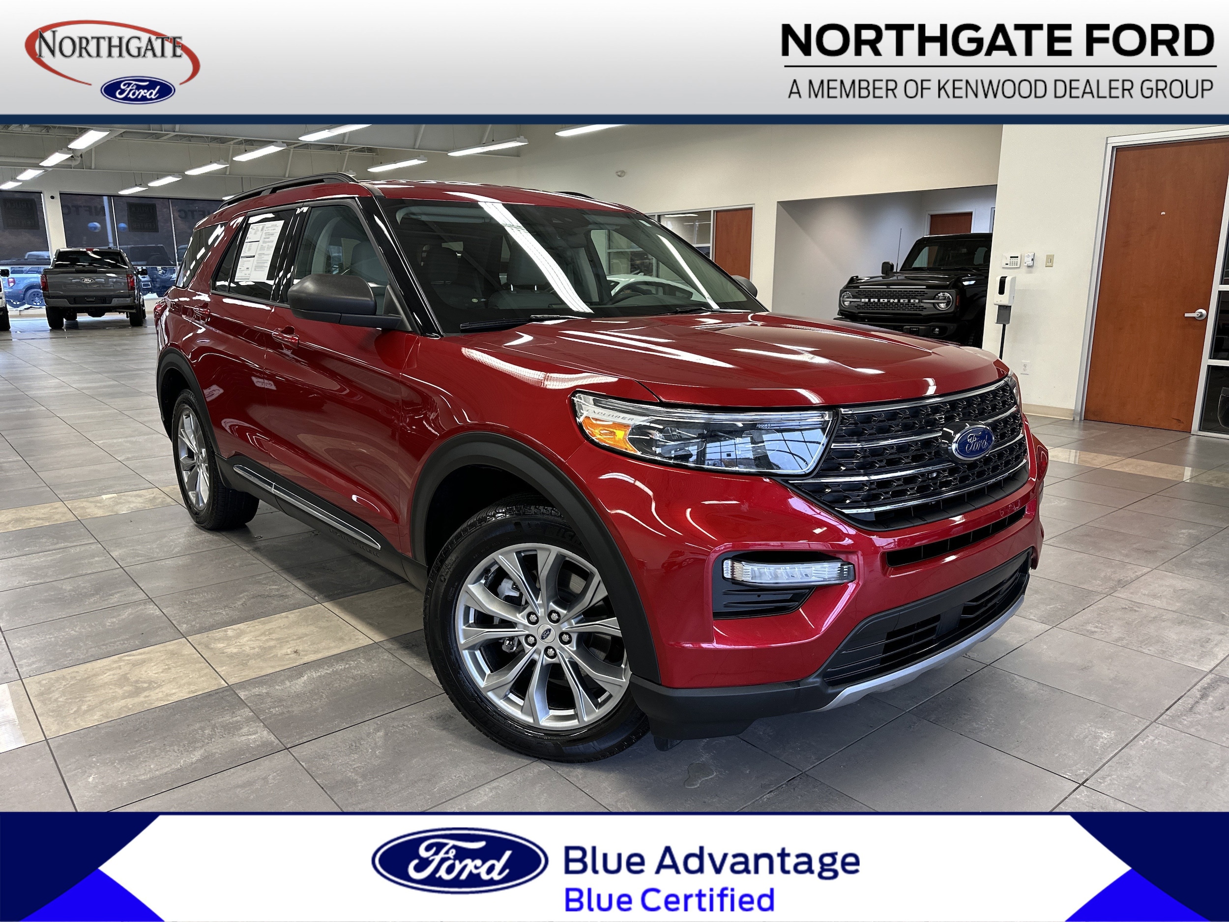 2023 Ford Explorer XLT's photo