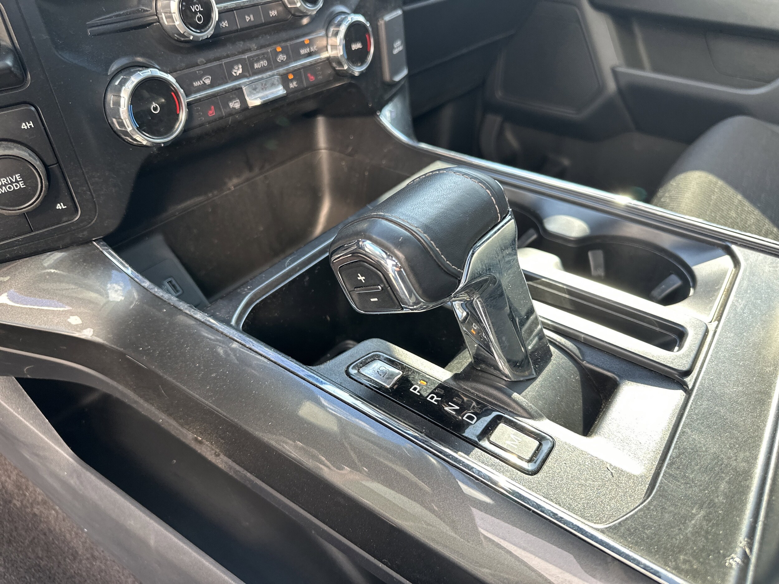 2022 Ford F-150 XLT photo 3