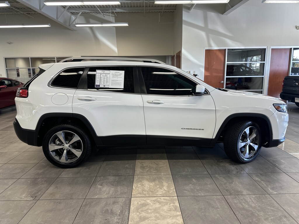 Used 2019 Jeep Cherokee Limited SUV