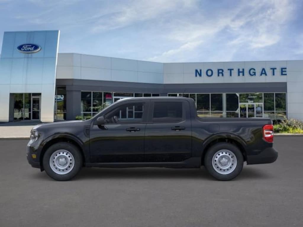 New 2025 Ford Maverick XL Truck Crew Cab