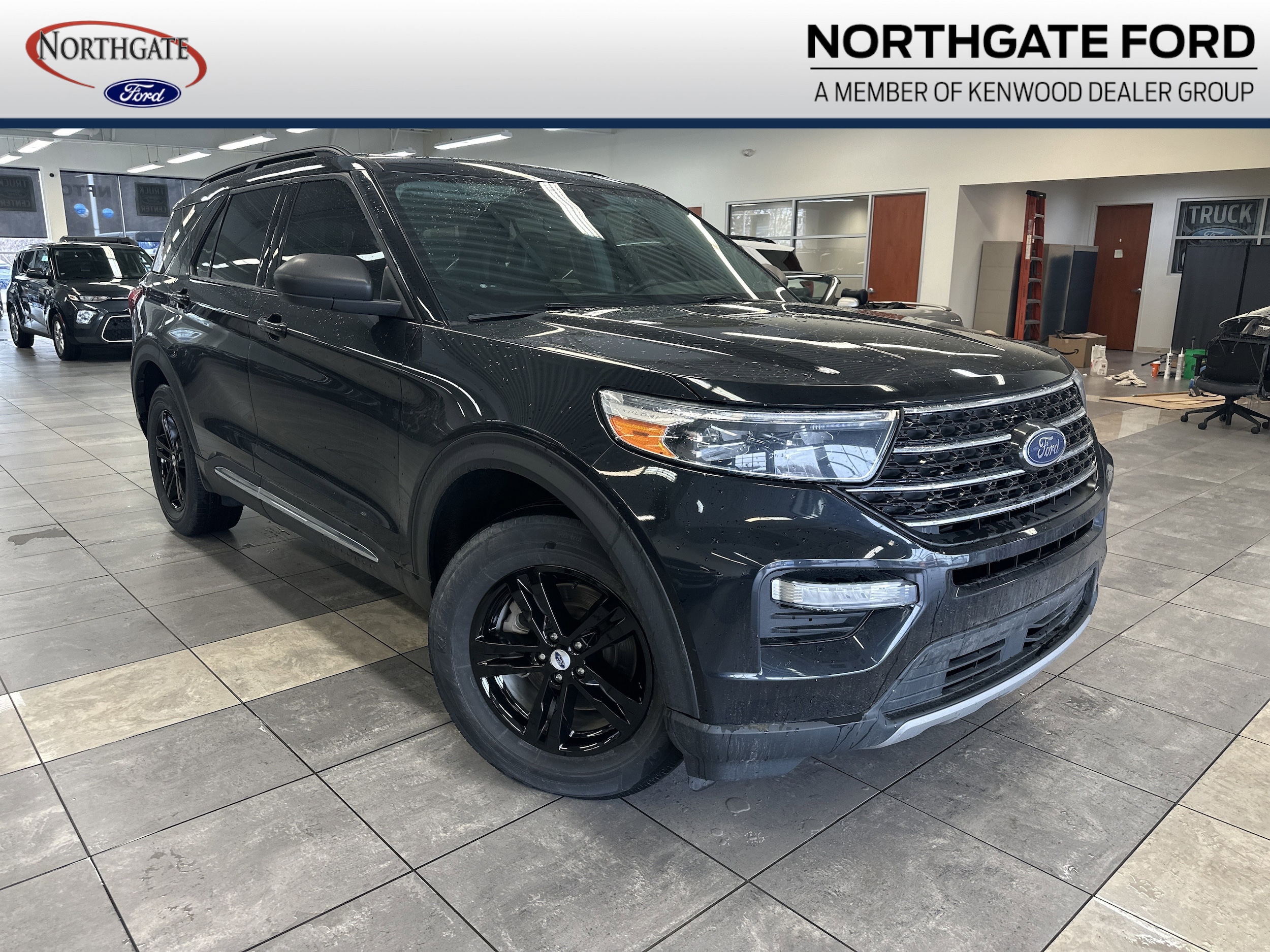 2023 Ford Explorer SUV 