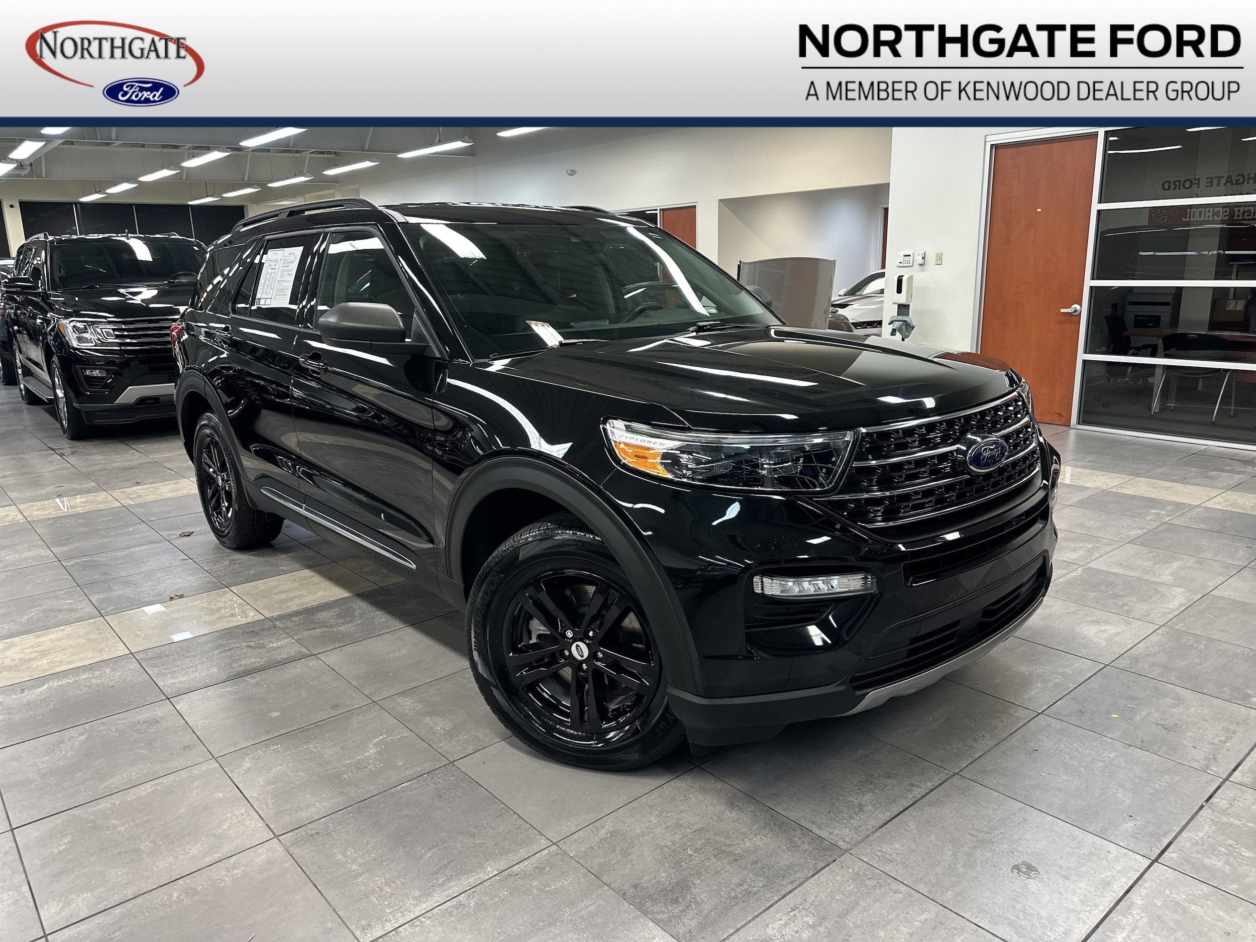 2023 Ford Explorer SUV 