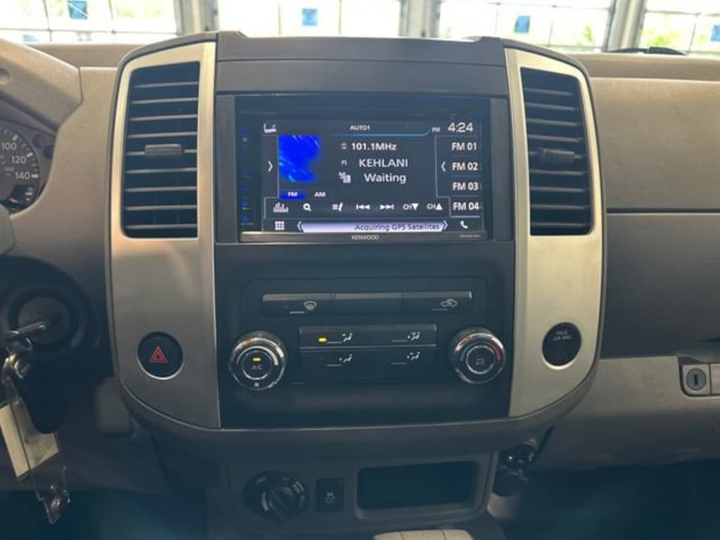 Used 2019 Nissan Frontier SV Truck Crew Cab