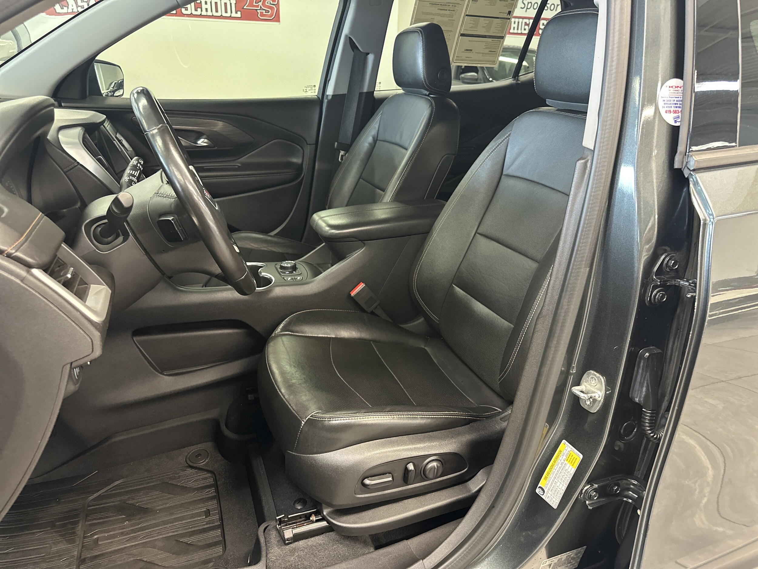 2020 Gmc Terrain SLT photo 3