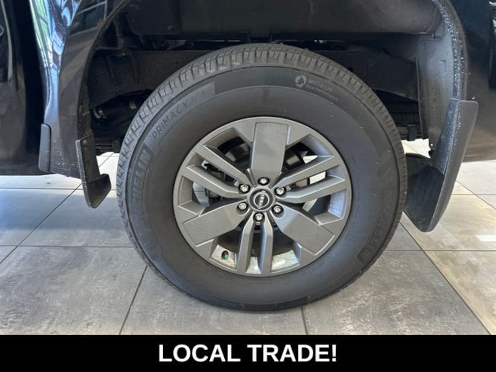 Used 2025 Nissan Frontier SV Truck Crew Cab