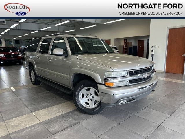 2004 Chevrolet Suburban LS