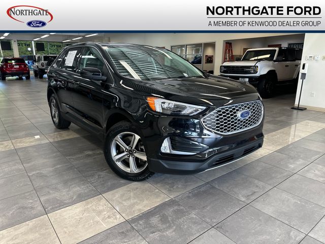2024 Ford Edge SUV 