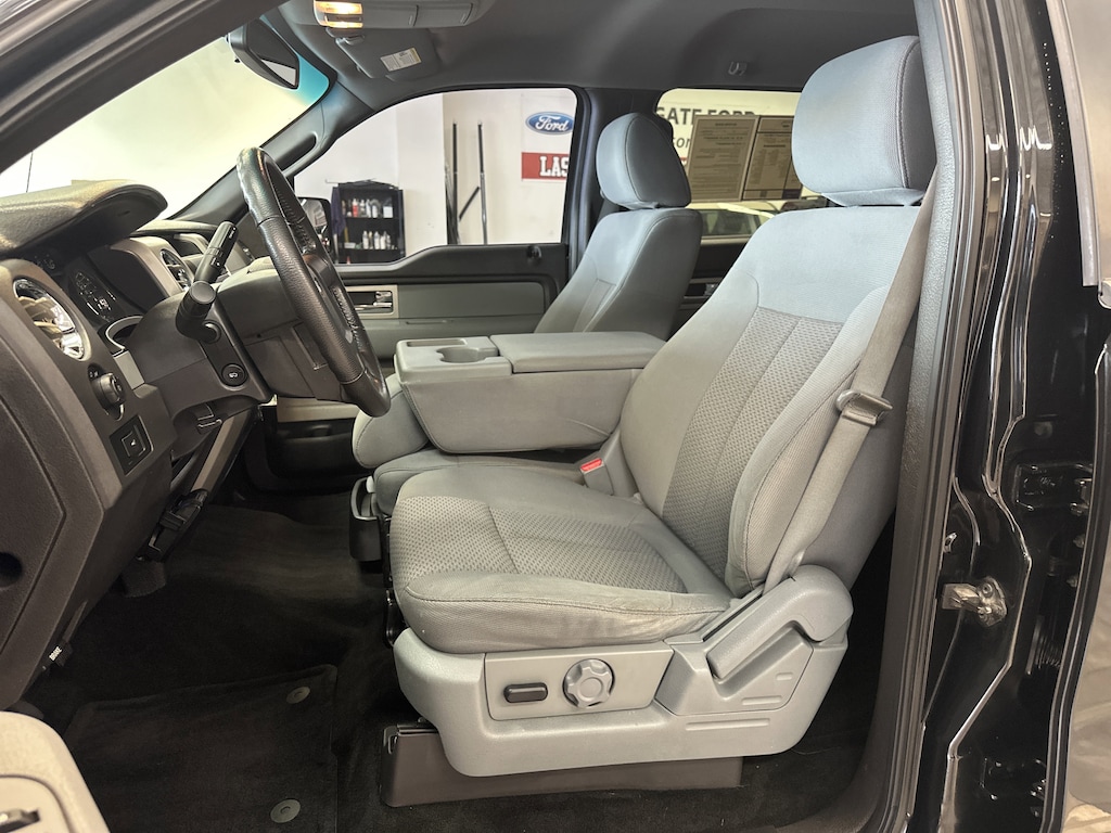 Used 2011 Ford F-150 XLT Truck SuperCrew Cab