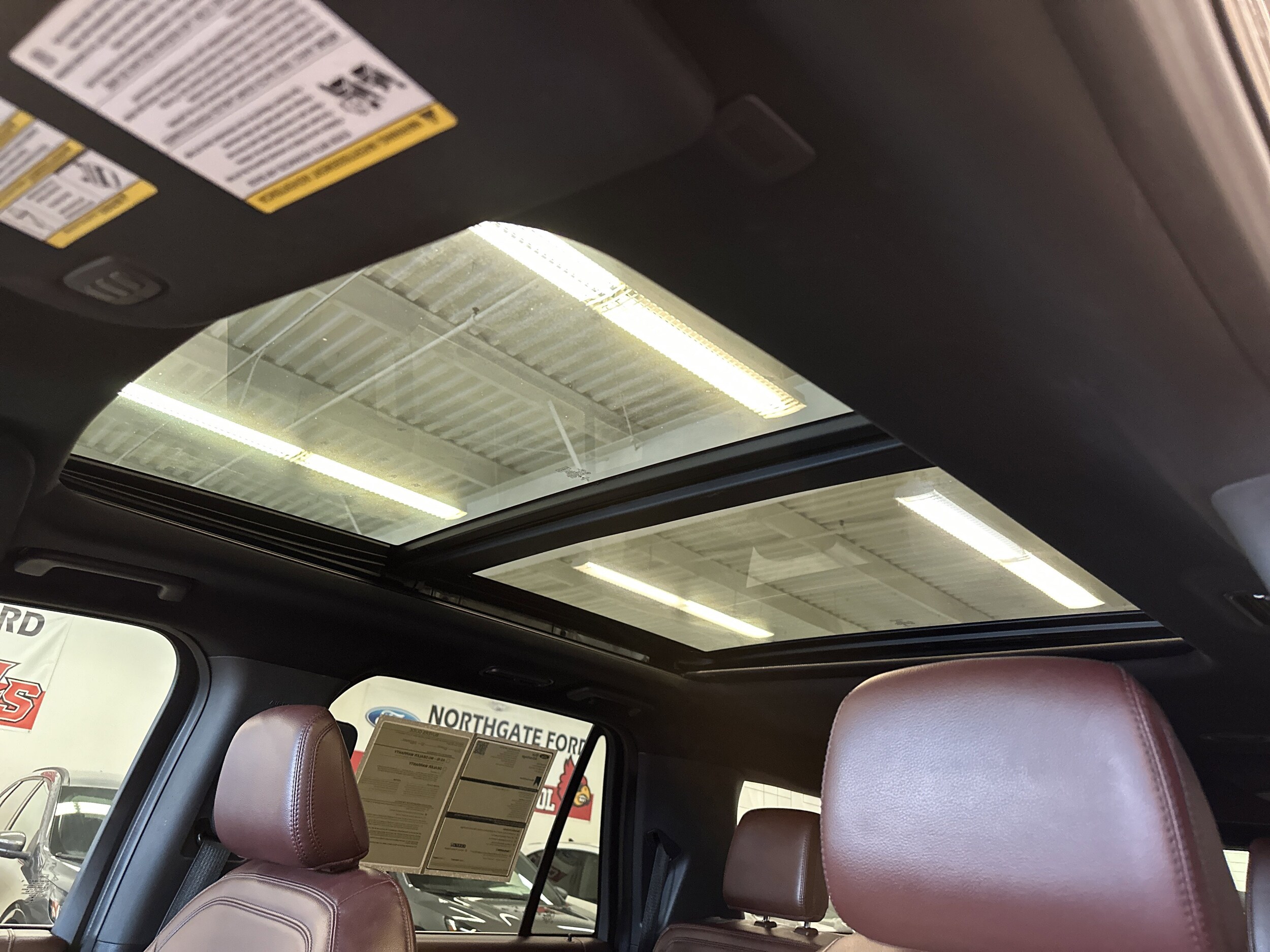 2022 Ford Expedition MAX Limited photo 4