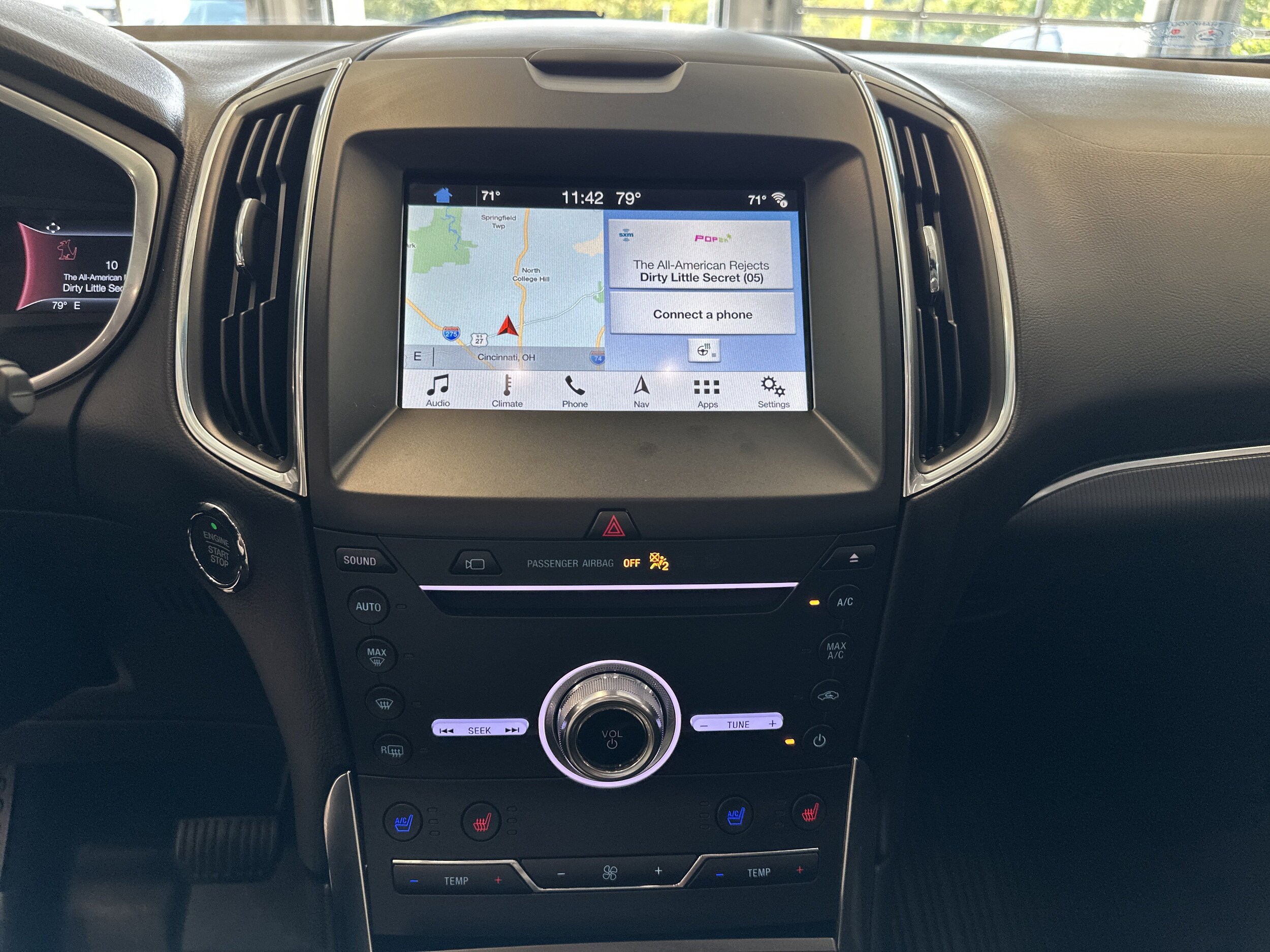 2019 Ford Edge Titanium photo 3