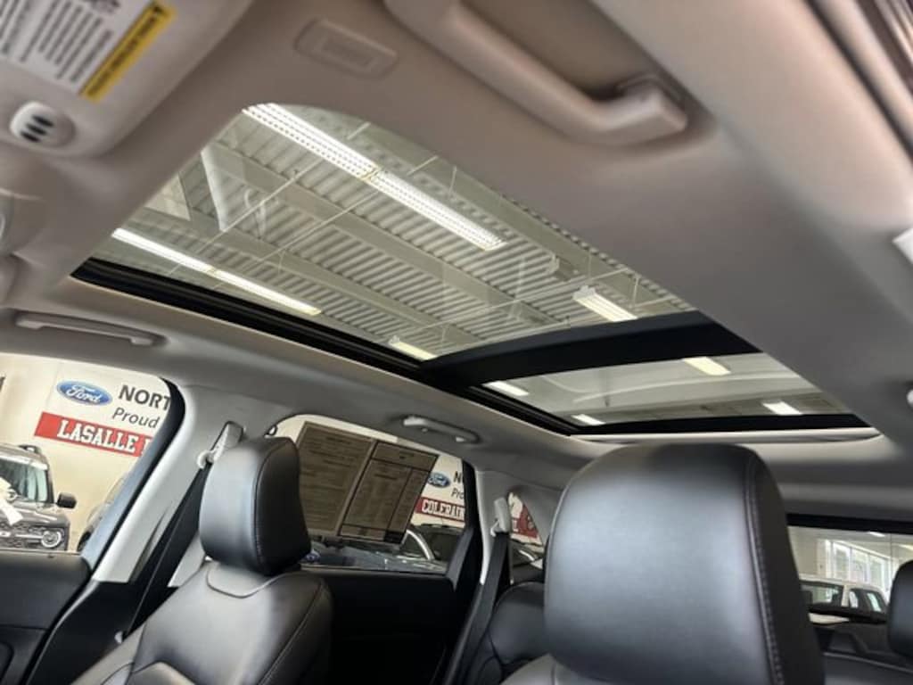 Used 2023 Ford Edge SEL SUV
