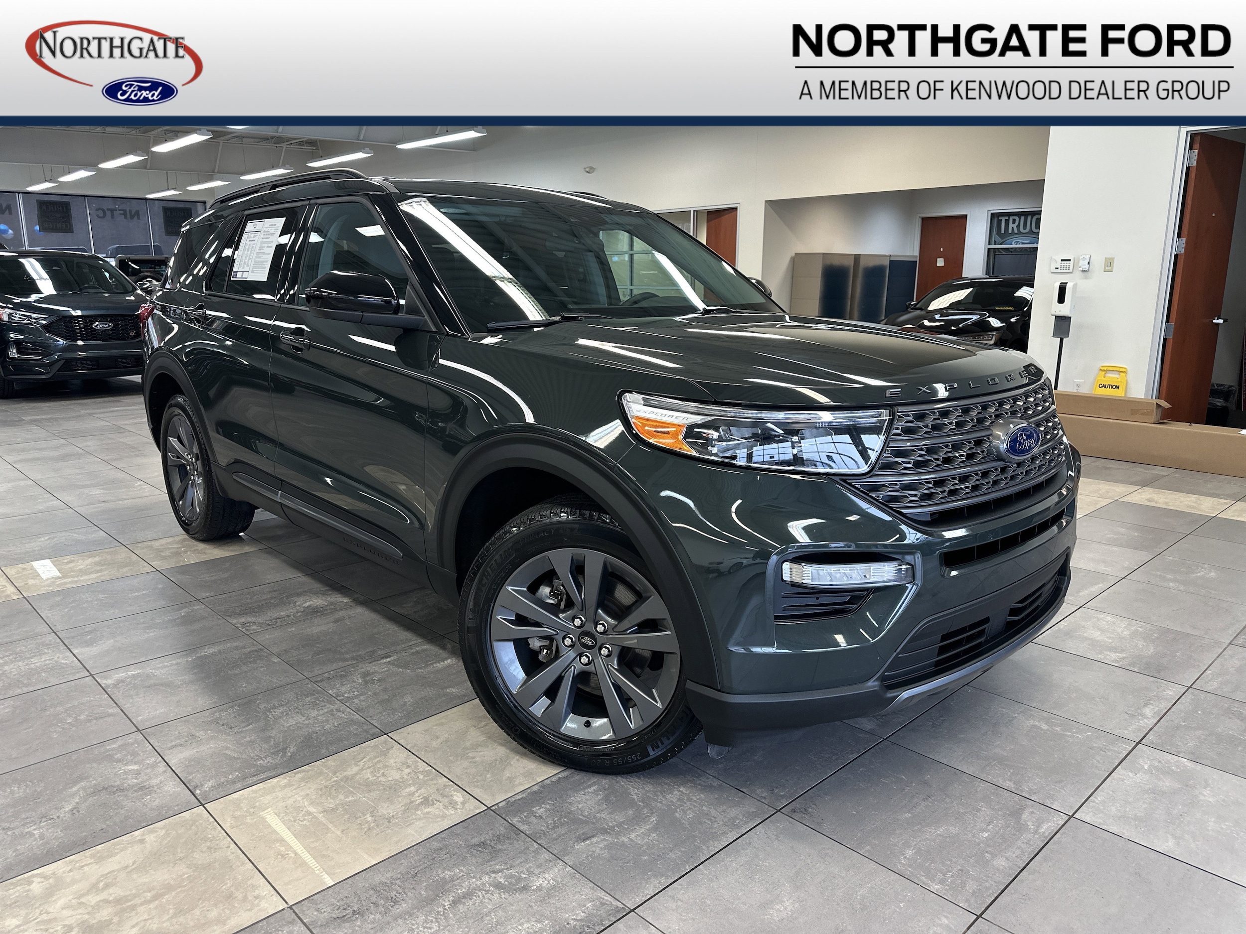 2023 Ford Explorer SUV 