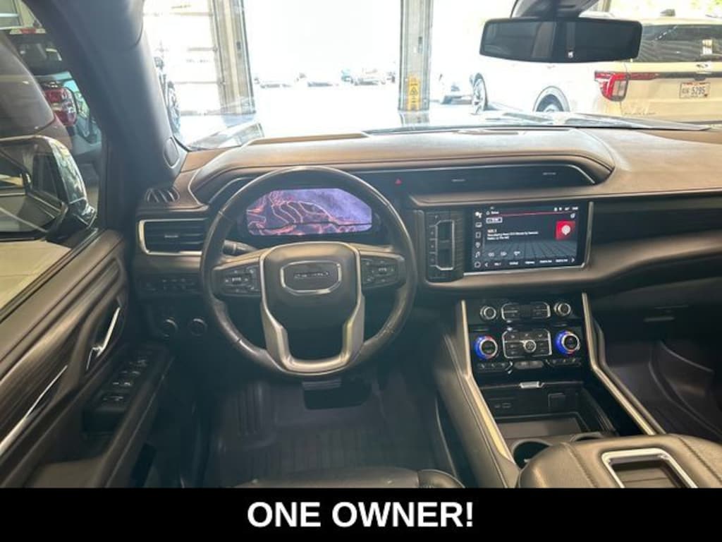 Used 2022 GMC Yukon XL Denali SUV