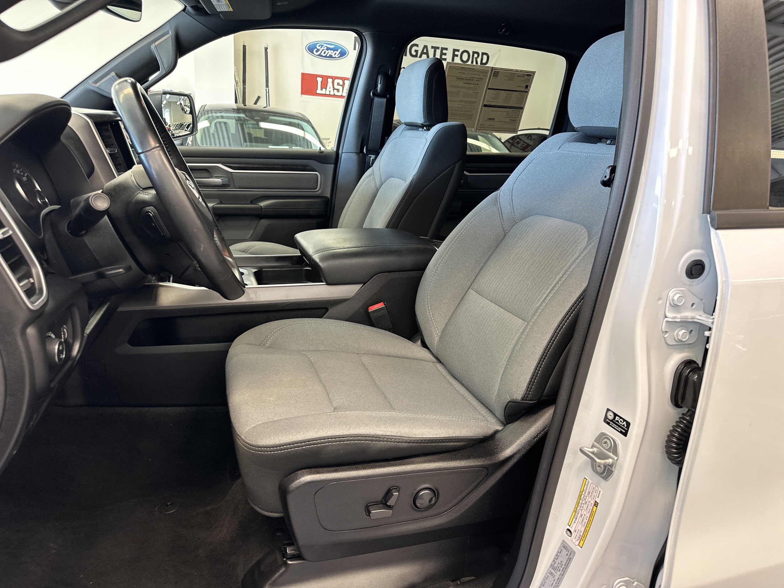 2022 Ram 1500 Big Horn photo 4