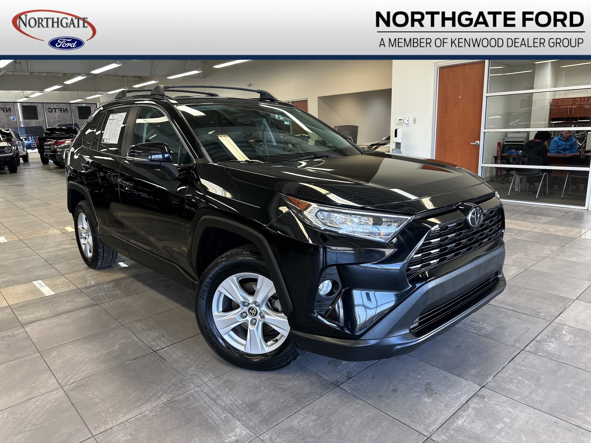 2021 Toyota RAV4 XLE