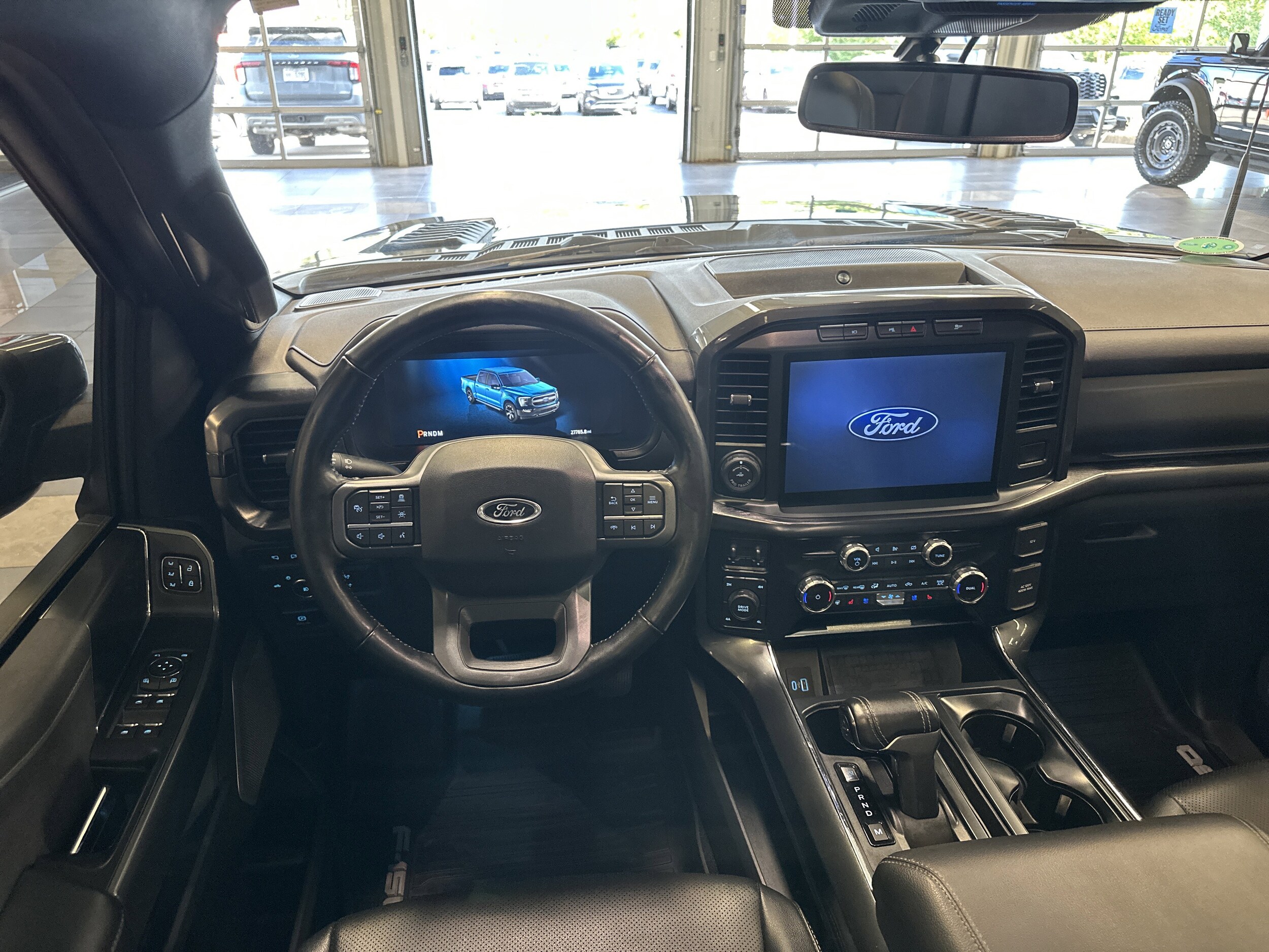 2022 Ford F-150 Lariat photo 2