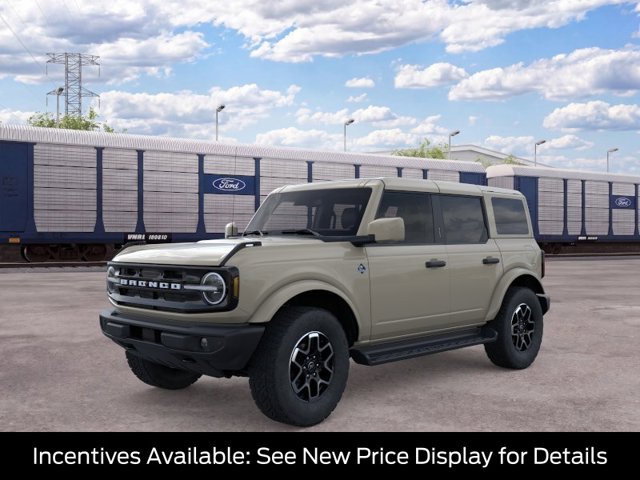 New 2026 Ford Bronco Outer Banks SUV