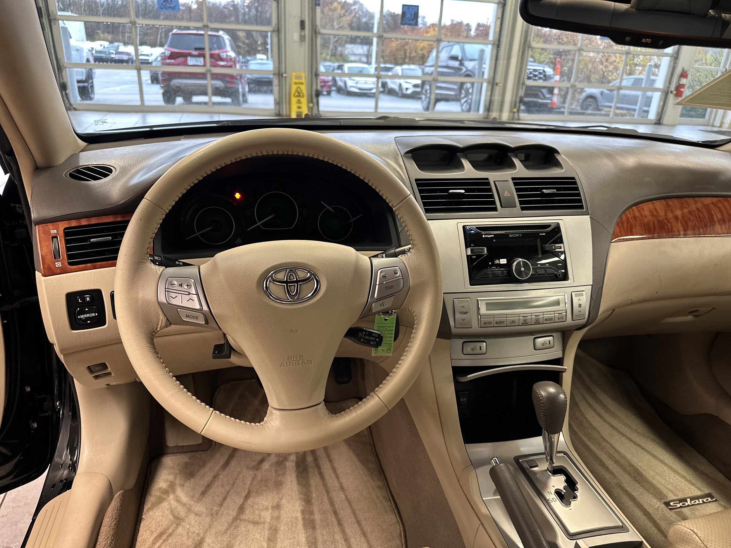 2008 Toyota Camry Solara SLE photo 2